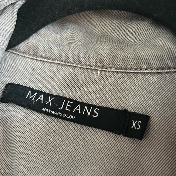 Gray Jacket - Picture 4 of 6